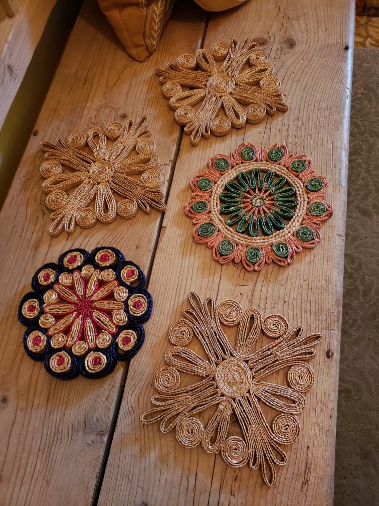 Vintage Woven Decor 5