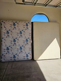 Mattress set queen