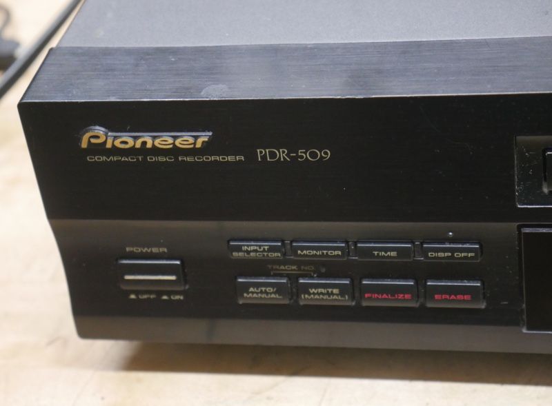 Pioneer PDR-509 Compact Disc Digital Recorder USED. TESTED. IN A GOOD WORKING ORDER.