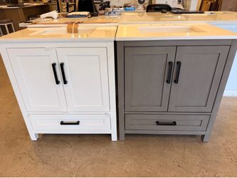 Vanity 30”