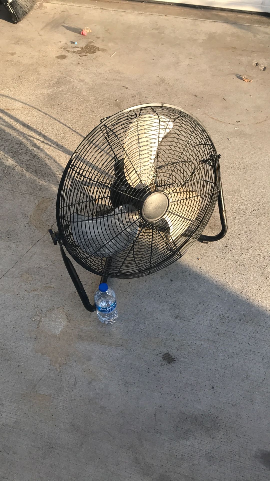 Large 22” Industrial Cooling Fan - 115VAC