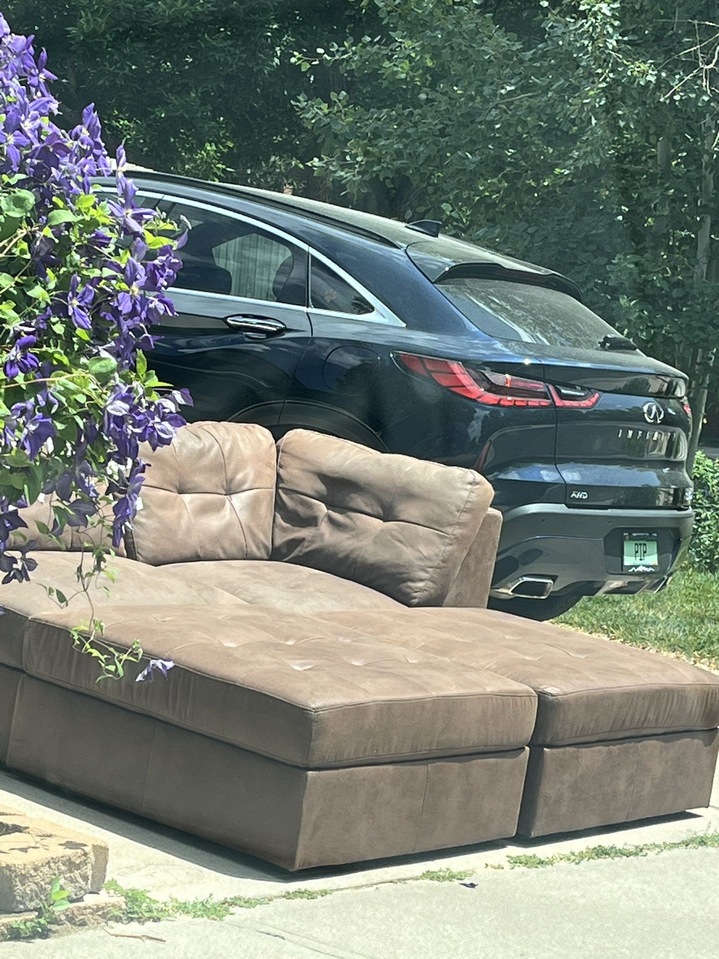 Couch And Two Ottoman