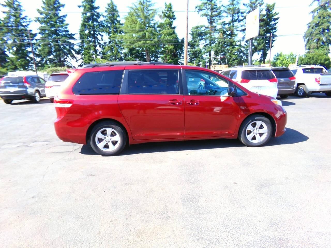 2013 Toyota Sienna