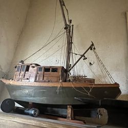 Attention Antique Pickers, Flea Market Sellers, and Collectors