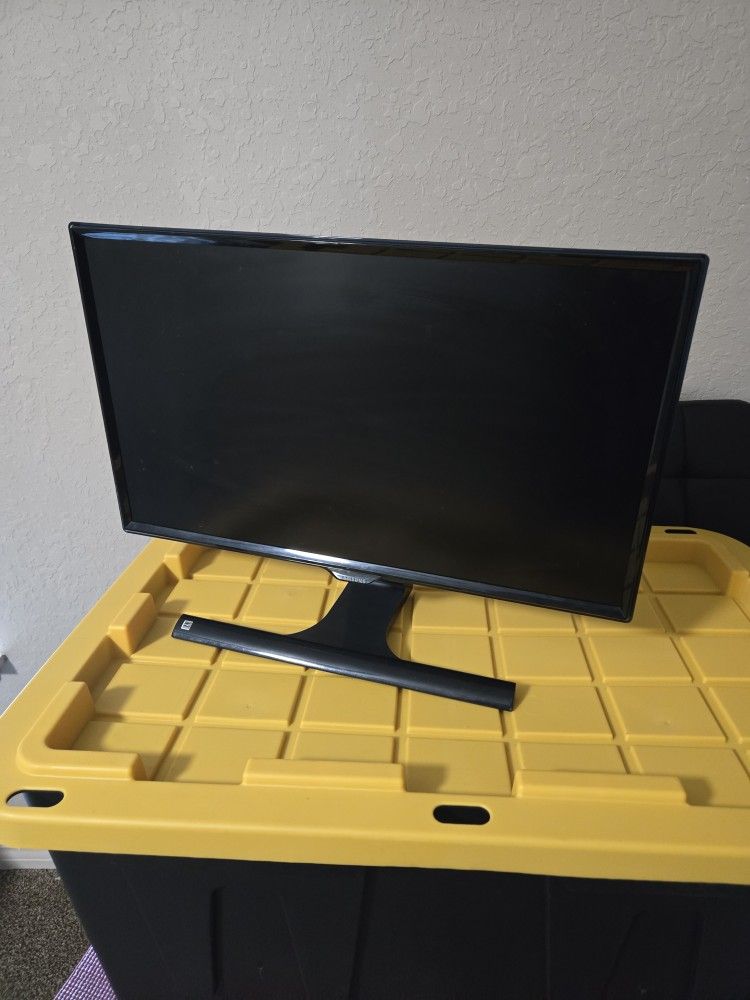 Samsung And Hp Monitor