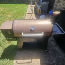 Pit Boss Pellet Grill (Austin XL)