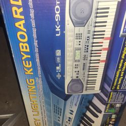 Casio Elevtric Keyboard Never Been Used