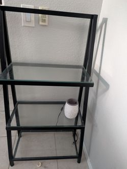 Modern 3ft Leaning Ladder Bookshelf - Black Frame & Glass Shelves