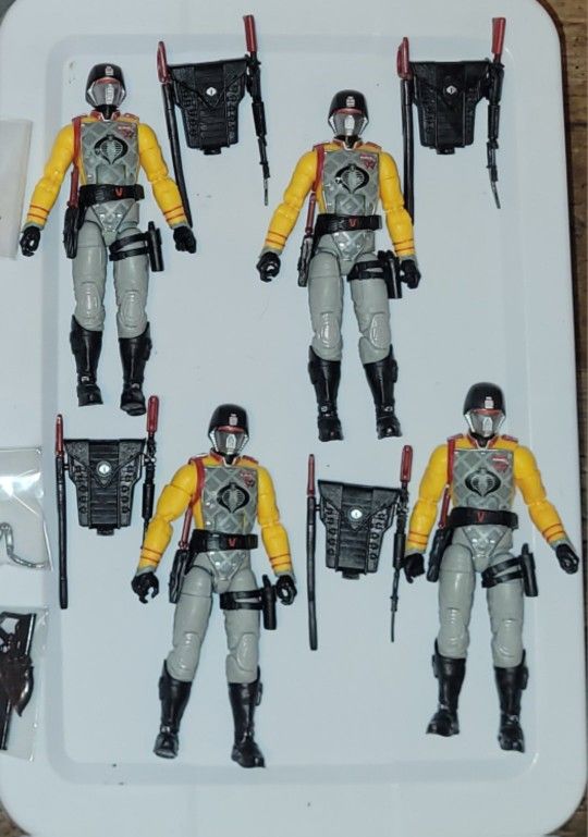 G.I. Joe Classified 4 Python Patrol Crimson Guards