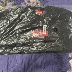 Supreme Crew Neck 