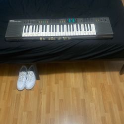 Yamaha PSR-21 