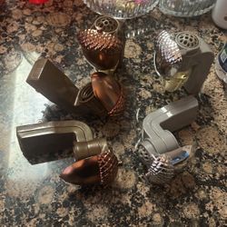 5 Bath And Body Works Plug Ins 