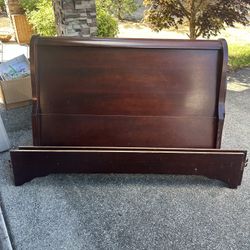 Queen Size Wooden Bed Frame 