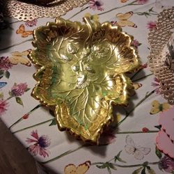 Gold Toned Leaf Platter With Strawberry 