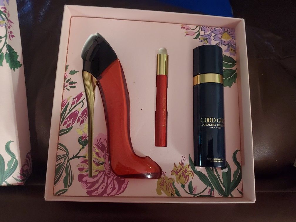 Carolina Herrera Perfume Box Set