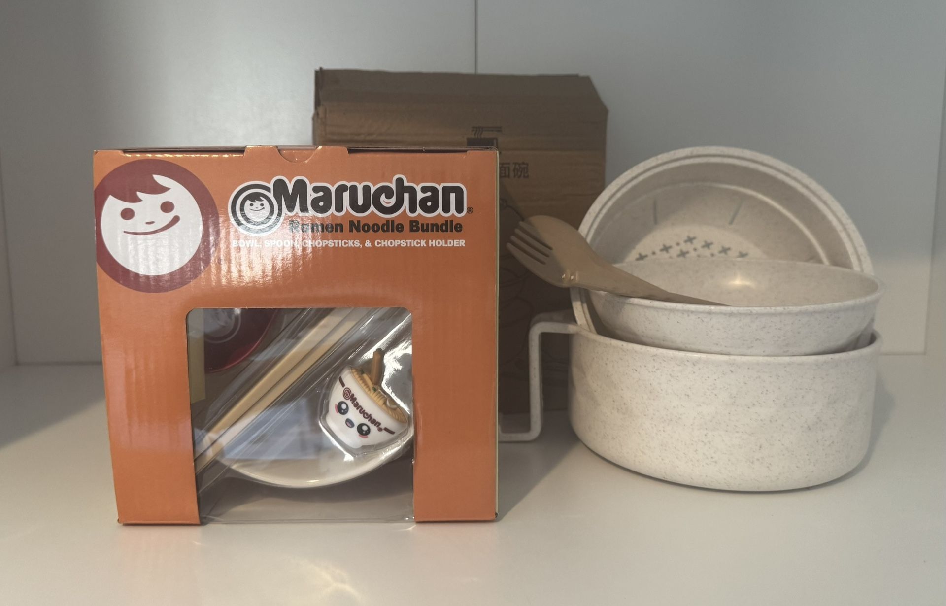 NEW UNUSED Ramen Cooker Strainer Set & Machuran Ceramic Bowl Chopsticks & Holder