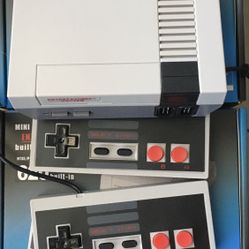 Mini Classic Game System/includes 600 Classic Nintendo Games/includes Two Controllers And AV Connections/many In Stock/brand New!