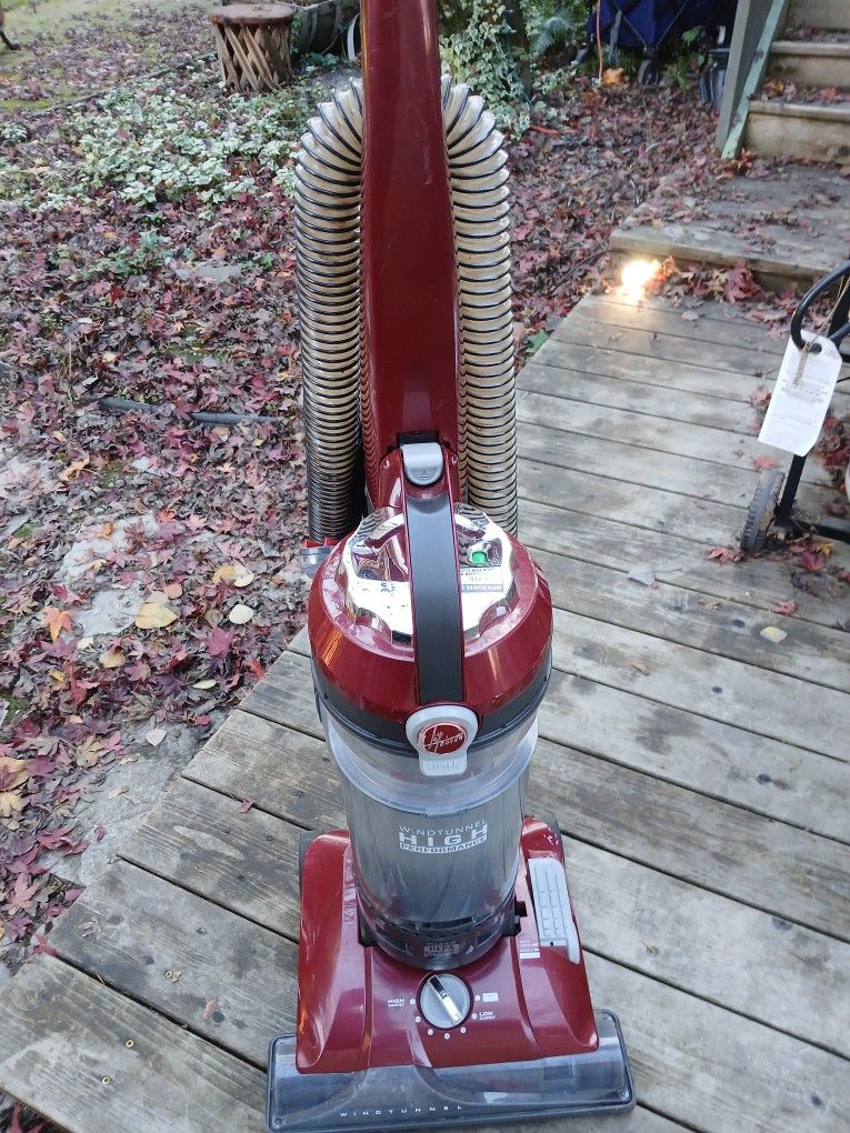 Hoover WindTunnel High Performance Upright Vacuum – Model UHT26000 / UH72600 Series