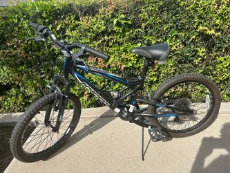 Boys bike