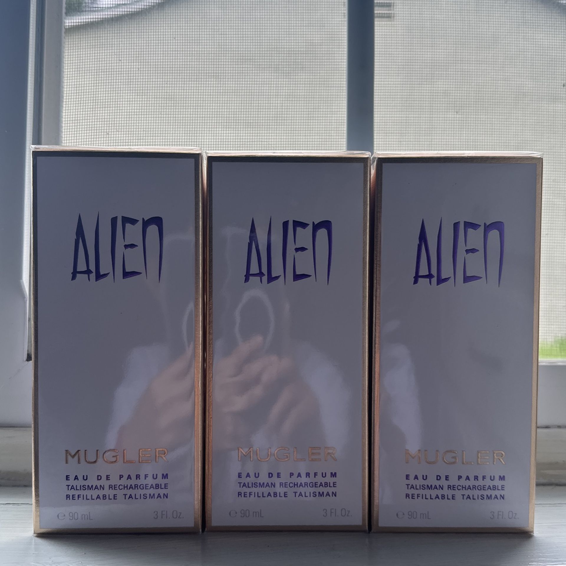 Mugler Alien Perfume