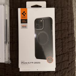 iPhone 15 Pro Cases And Screen Protectors