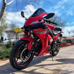Motorcycle. 250 Cc 