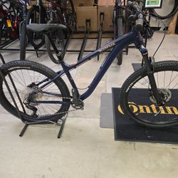 Kona Big Honzo Size Medium