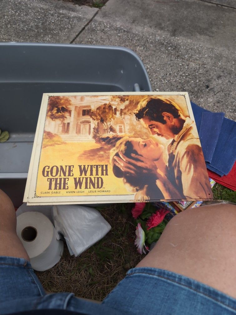 Tin Sign
