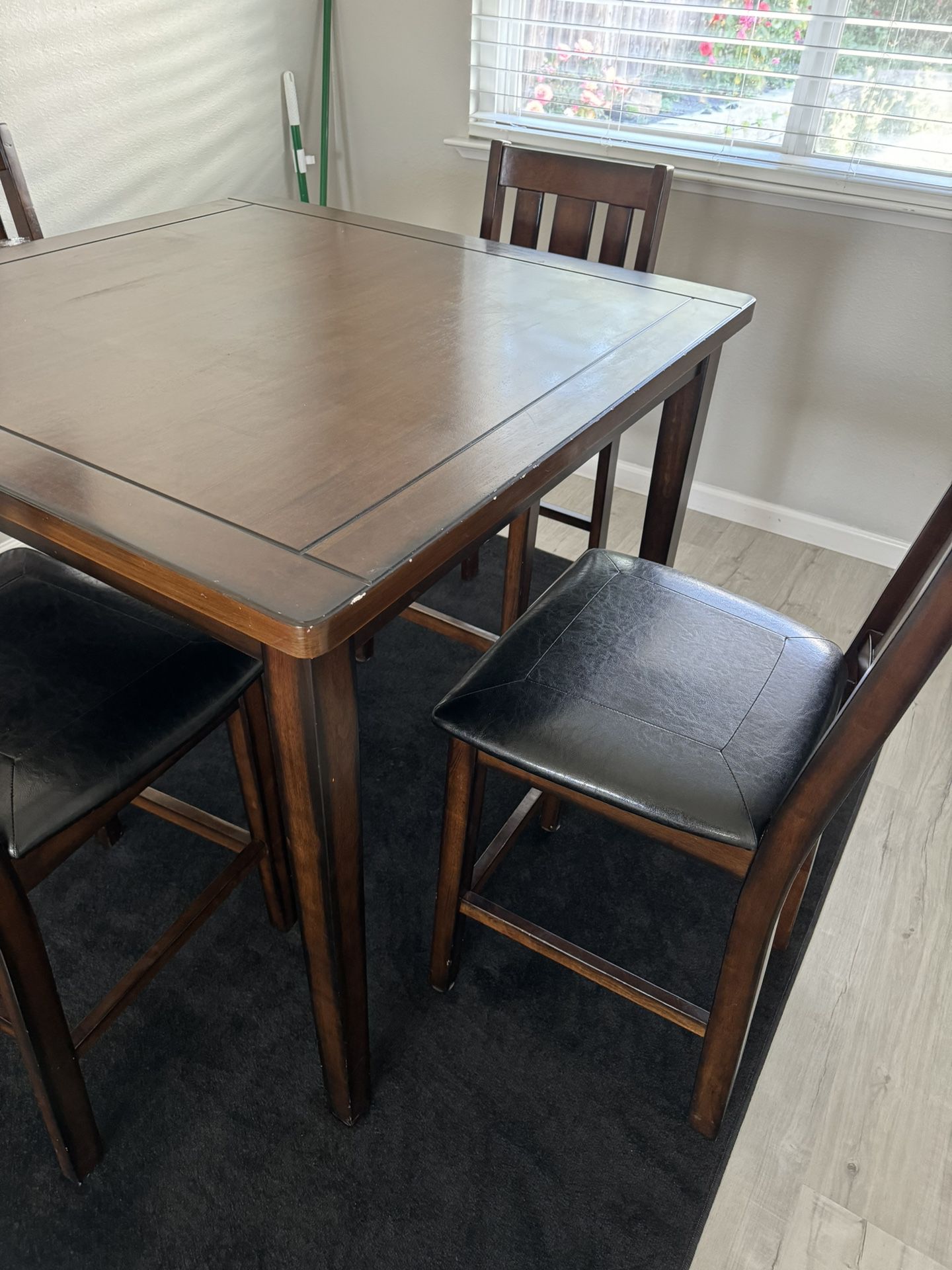 42’by 42’ Table With 4 Chairs 