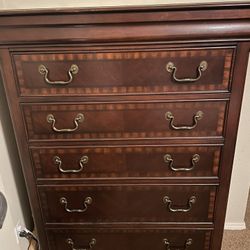 Bedroom Furniture Set