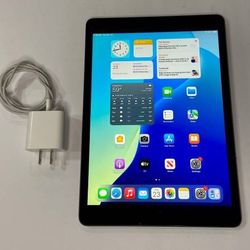 iPad 7th Gen 10.2” 32 GB - Latest iPad OS 18.7