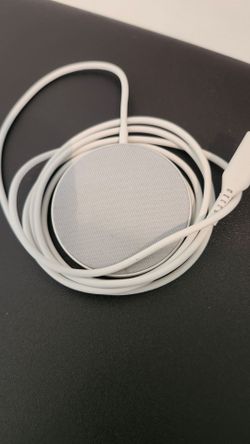 Wireless charging pad