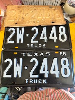 Vintage Texas truck license plates