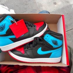 Woman's Air Jordans 1 High OG Size 8.5