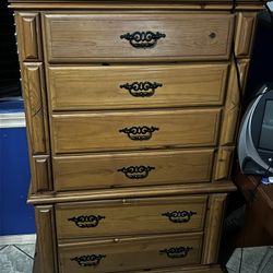 Queen Size Bed Frame & Bedroom Furniture 