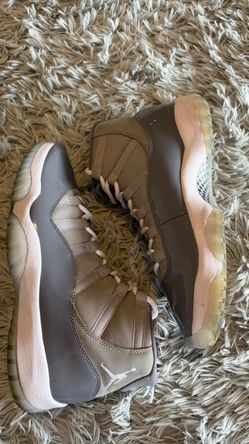 Size 10.5 Men’s Jordan Air Jordan 11 Retro High Cool Grey CT8012-005.