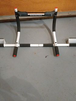 Pull Up Bar