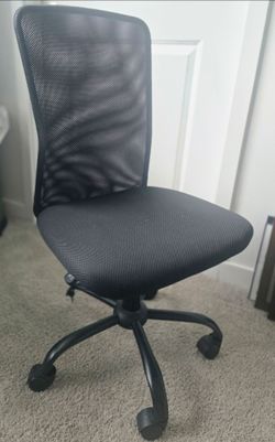 Black Desk Chair