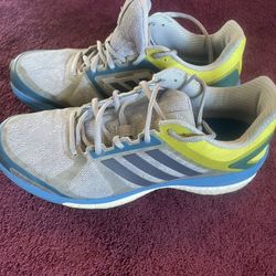 Men’s Adidas Boost Running Shoes Size 8