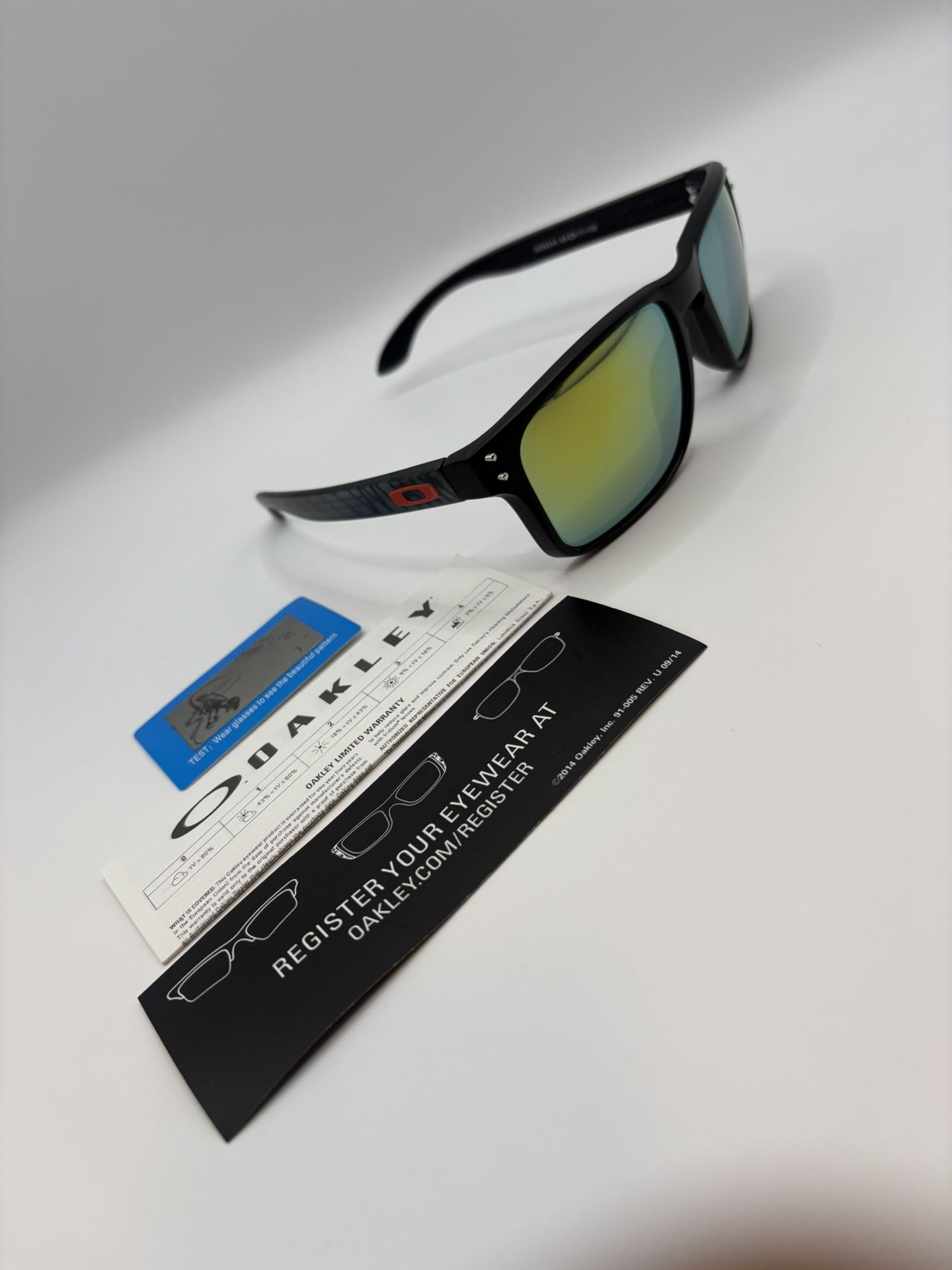 Oakley Holbrook Sunglasses 