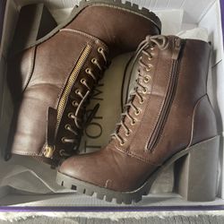 Women’s Boots 7 1/2