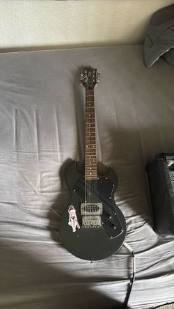 First Act 222 Electric Guitar and Crate GFX-15 Amplifier