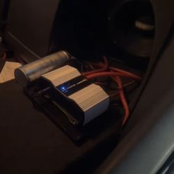 Taramp 1200w Amp,  Still Work Like New. Please Contact If Any Questions. 
