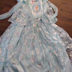 Brand New Halloween Disney Elsa dress 5/6y