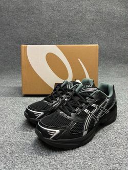 Black Pure Silver ASICS-Gel 1130s 👟