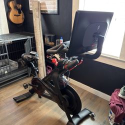 Peloton Bike+ (Model TTR01)