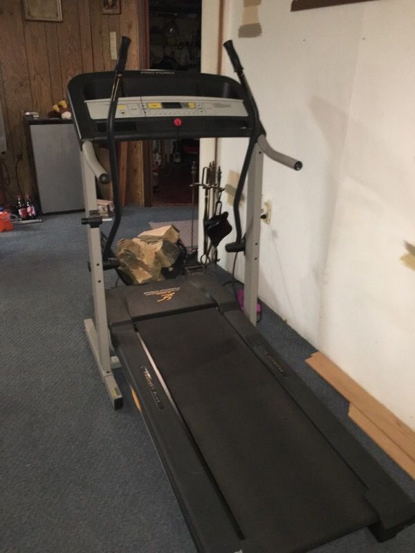 Pro-form crosswalk 405E treadmill
