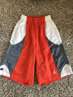 Jordan shorts size small