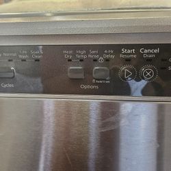 Whirlpool Dishwasher