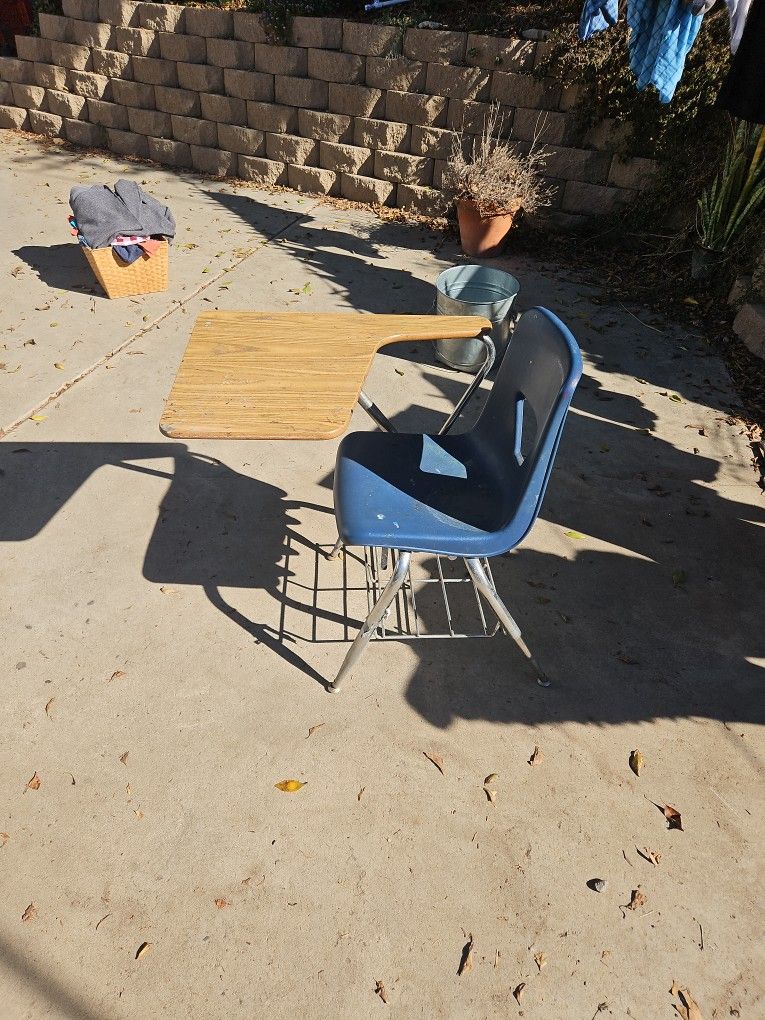 Kid Desk